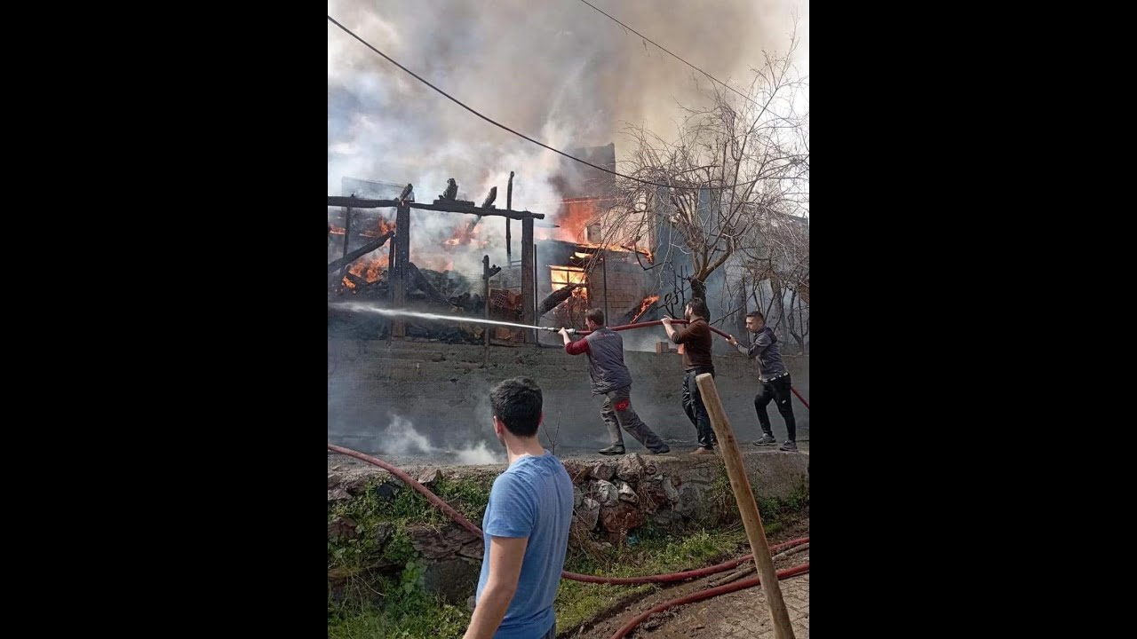 ÇORUM'DA KÖYDE YANGIN, 6 EV YANDI