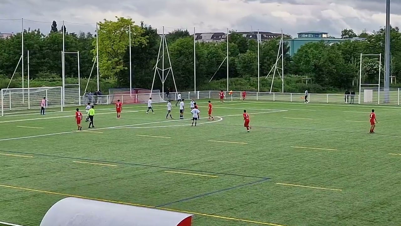محمد يسجل ٣ اهداف وينهي الدوري بصدارة الهدافين ٢٩ هدف ليحتل فريقه ستراسبورغ المركز الثاني بفارق نقطة