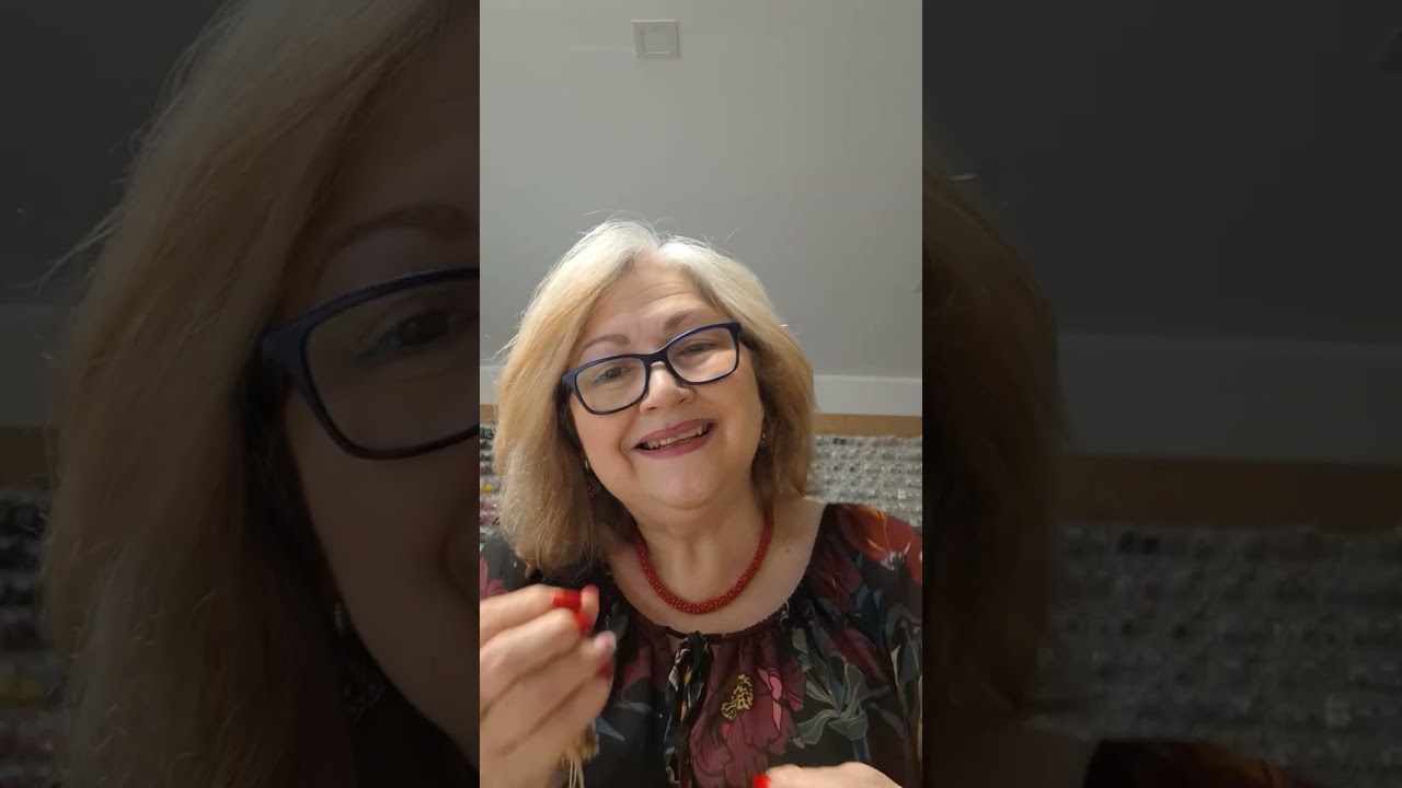 Моё первое видео для блога Жемчужный мир Елены ( Elena's parelwereld). Не судите строго 😉