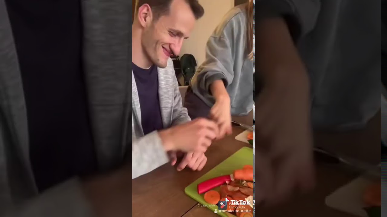 COMPILATIE CU CELE MAI AMUZANTE TIKTOK-URI - ANDREI UNGUREANU (omulcutourette)