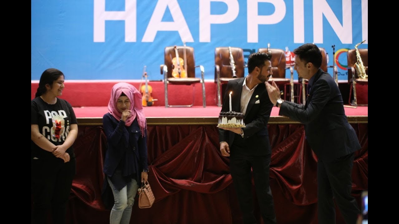 كيف تكون سعيداً ؟ ( محاضرة منصة السعادة كاملة )