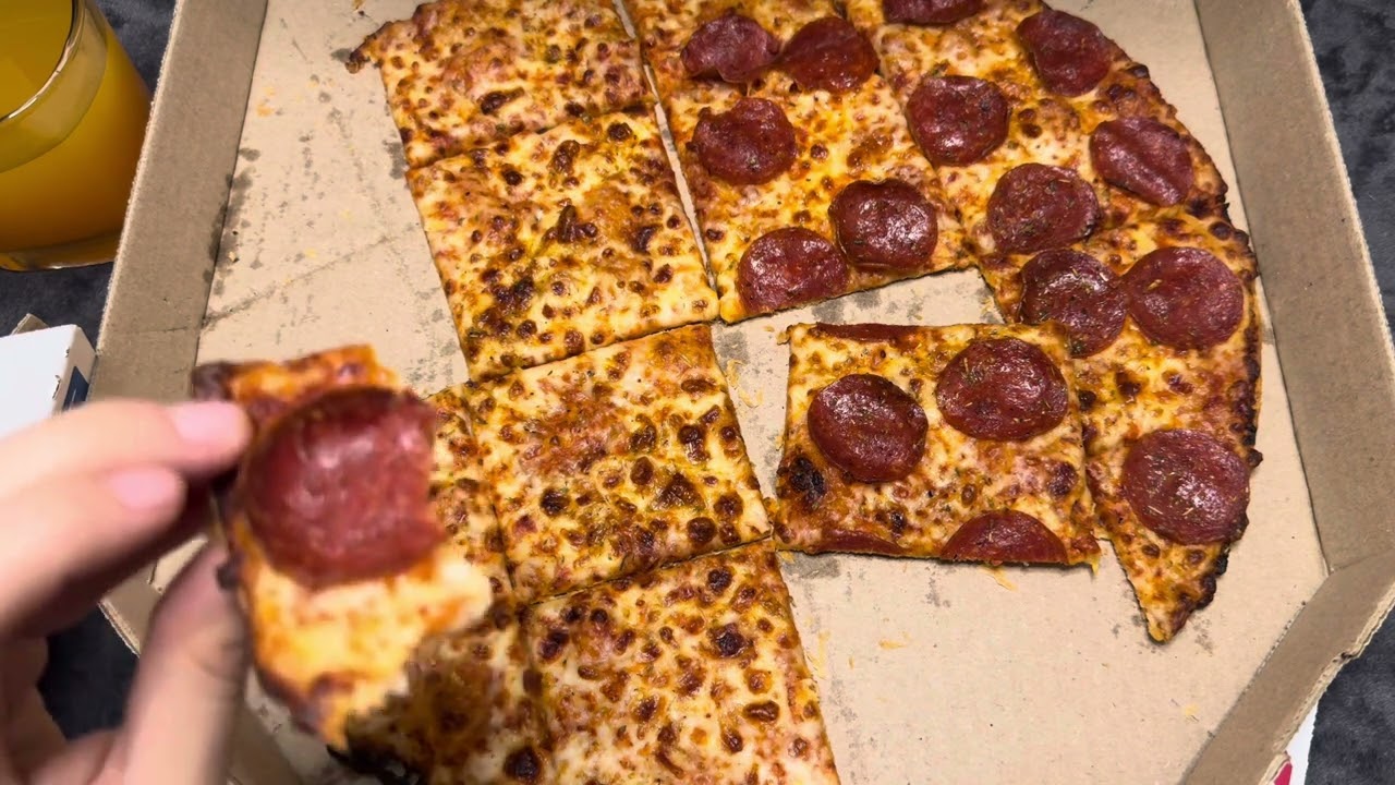 ASMR Dominos Pizza and Garlic Parmesan Bites 