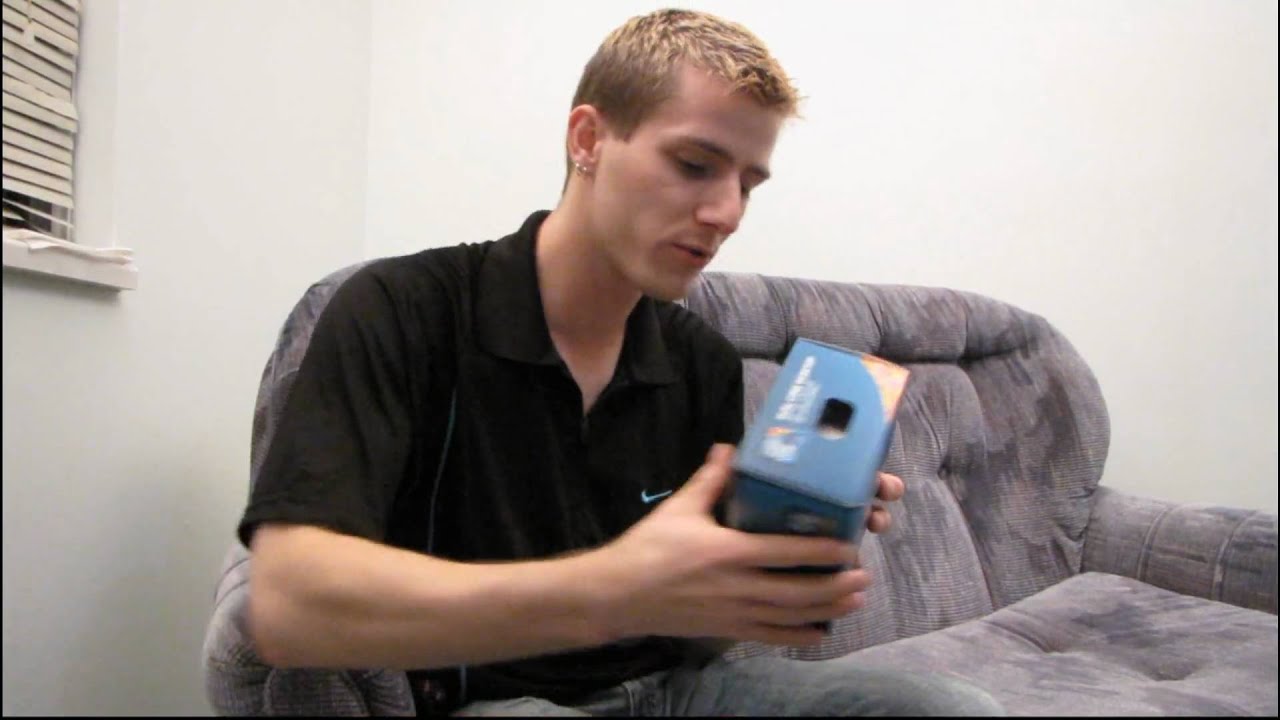 Intel Core i3 540 CPU LGA1156 Dual Core Processor Unboxing & First Look Linus Tech Tips
