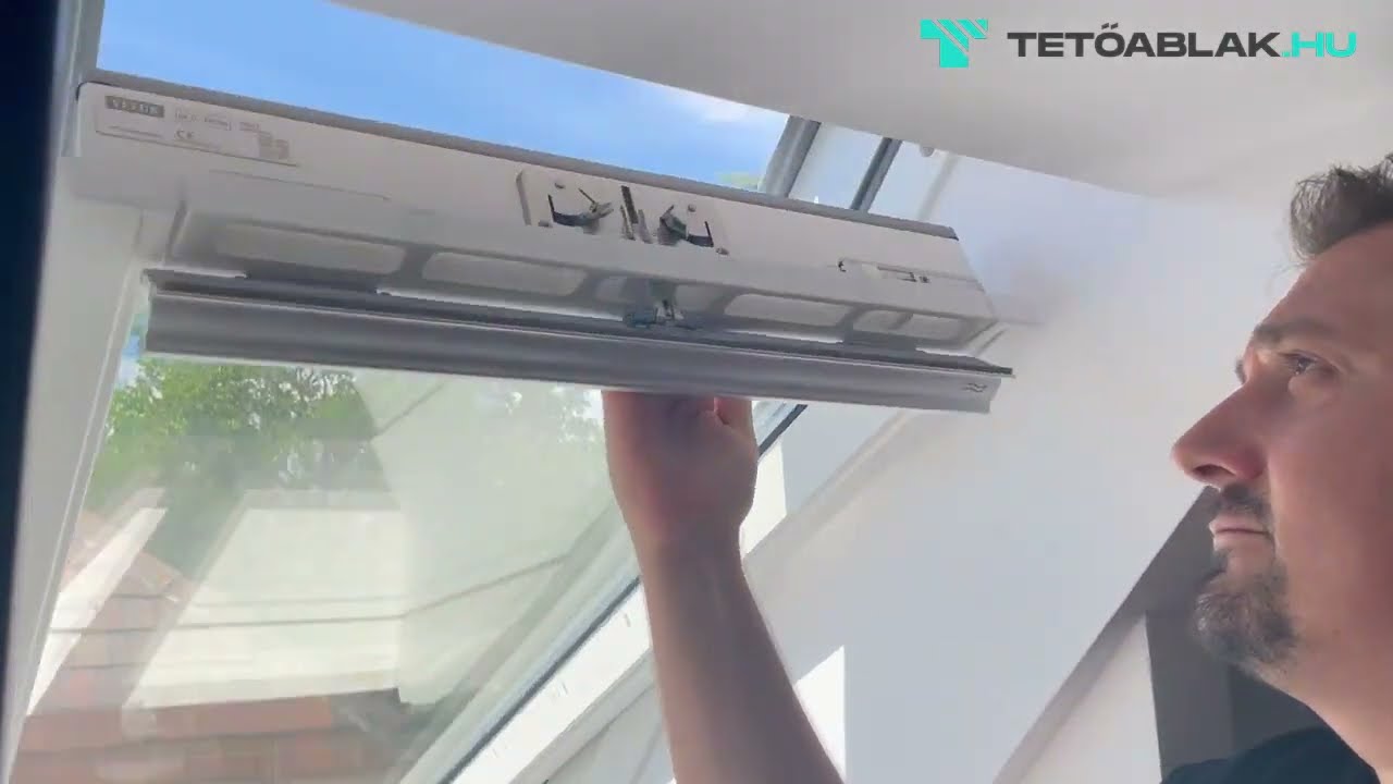 VELUX KSX 100K napelemes irányítási rendszer felszerelése