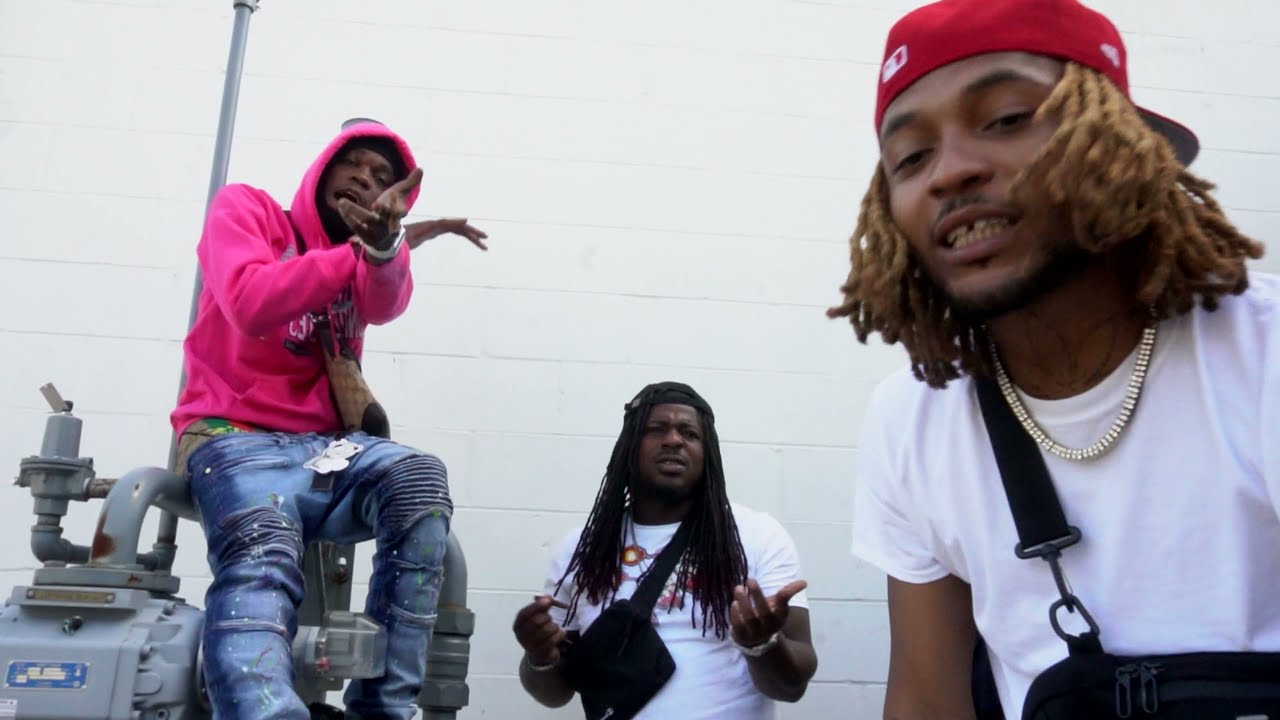 Fyndee Boyy- Who Is Dude- Ft. YNMM Benjee- (Official Music Video)- (Status Update Exclusive)