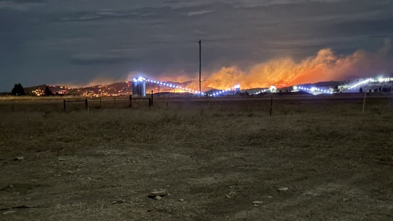 Fire forces evacuation notices in Musselshell County