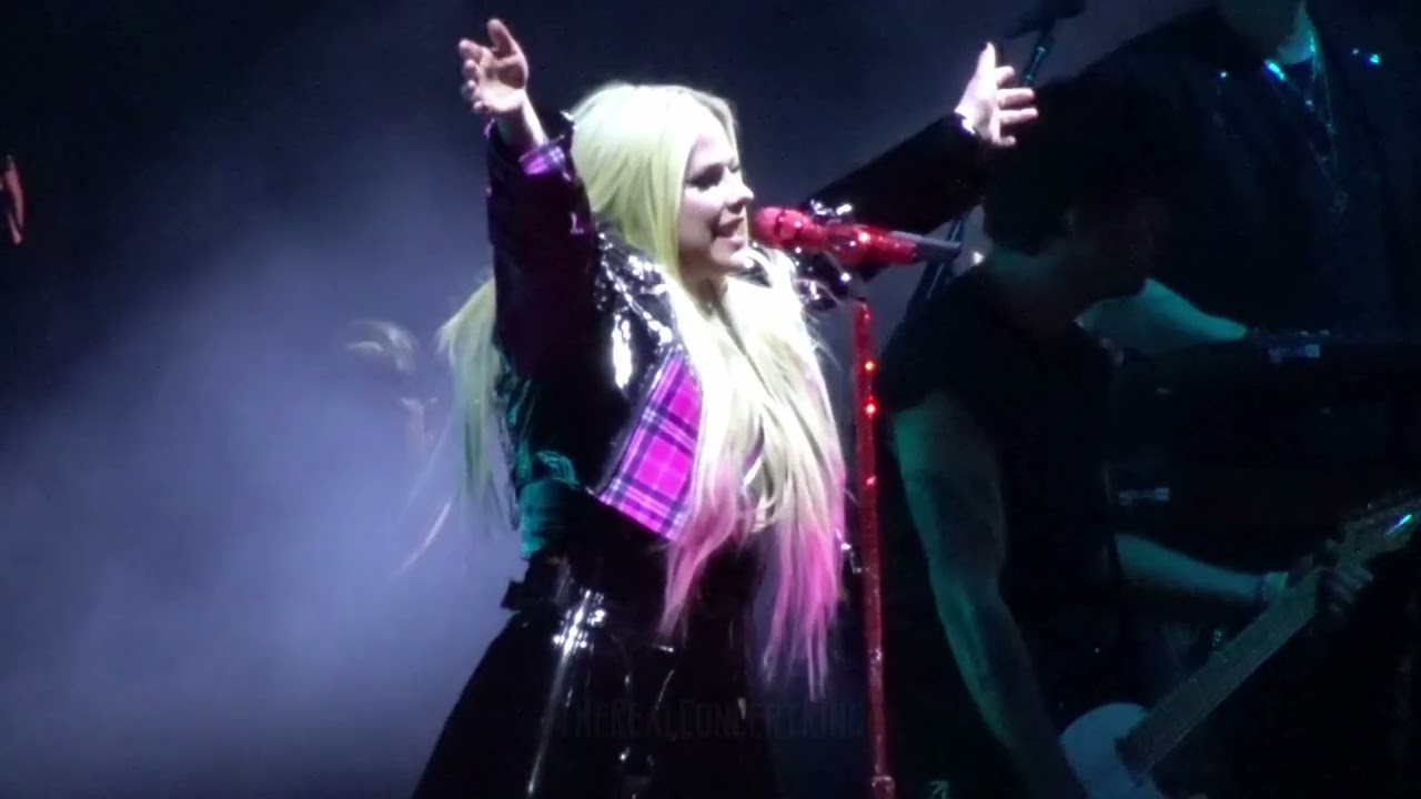 Avril Lavigne - 