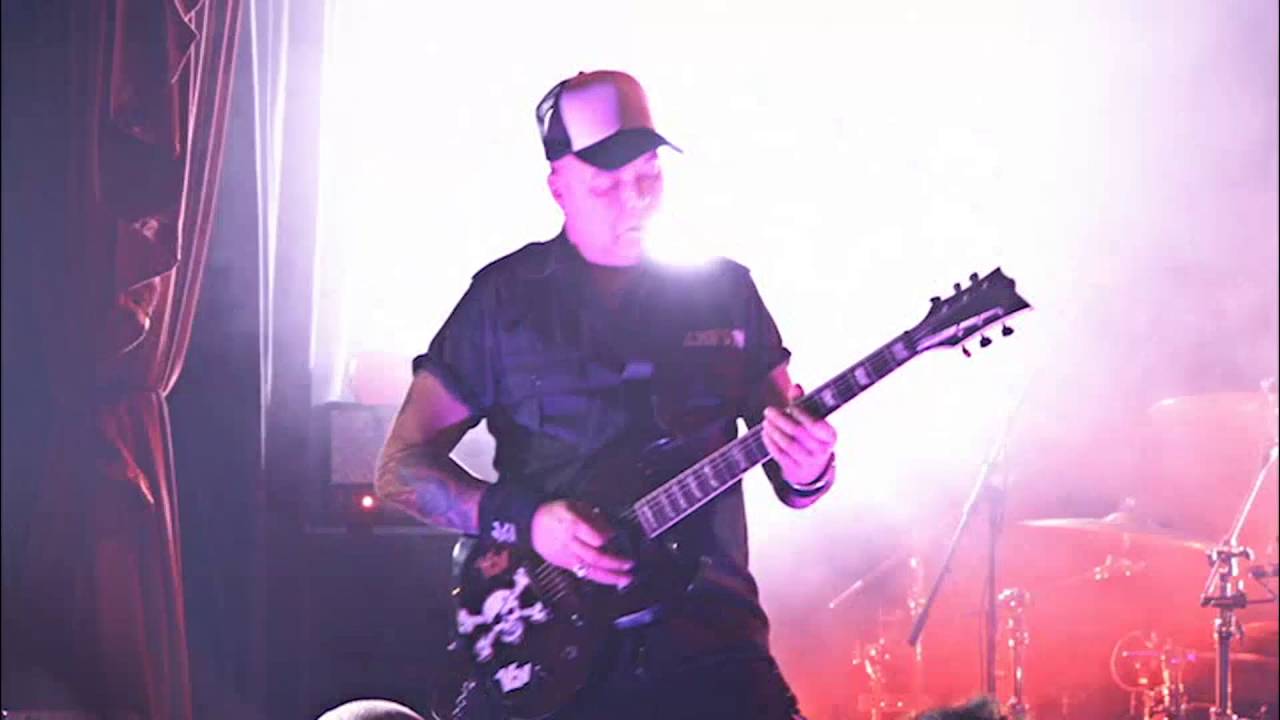 KMFDM 