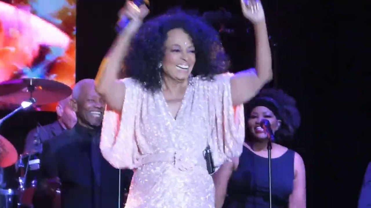 DIANA ROSS - UPSIDE DOWN [Tivoli, Copenhagen, August 9, 2024]