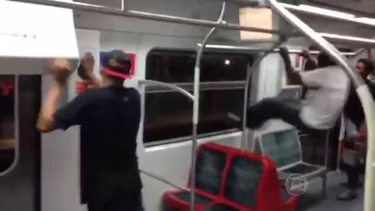 Radar SP - Vandalismo na estação Palmeiras-Barra Funda (25/02/2015)