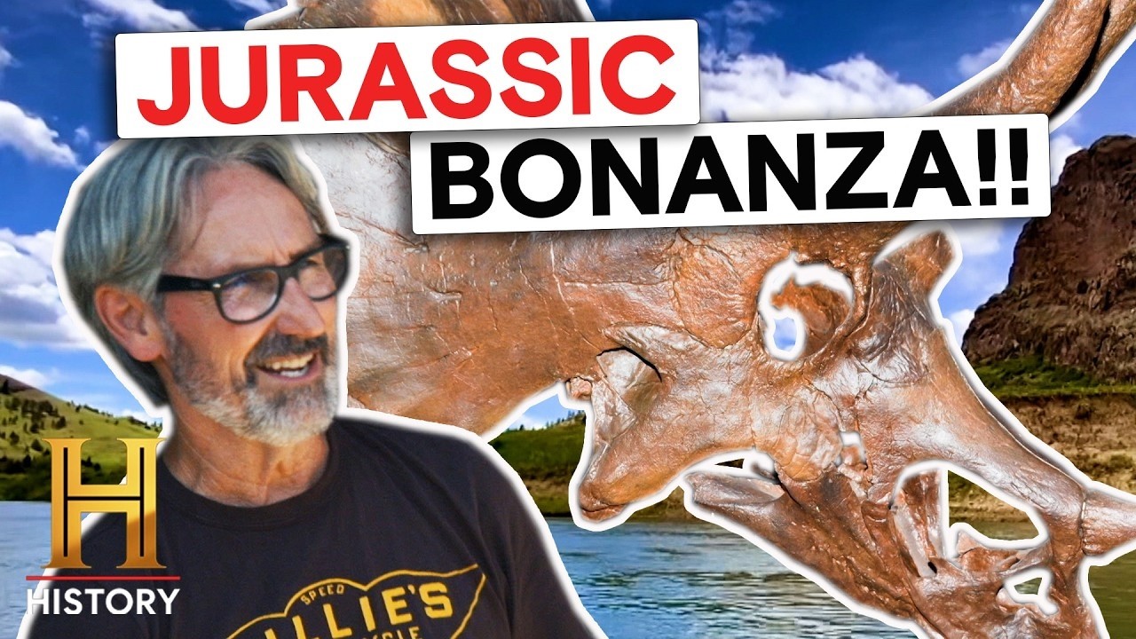 PRICELESS Dinosaur Fossils Uncovered in Boneyard | American Pickers (S12)