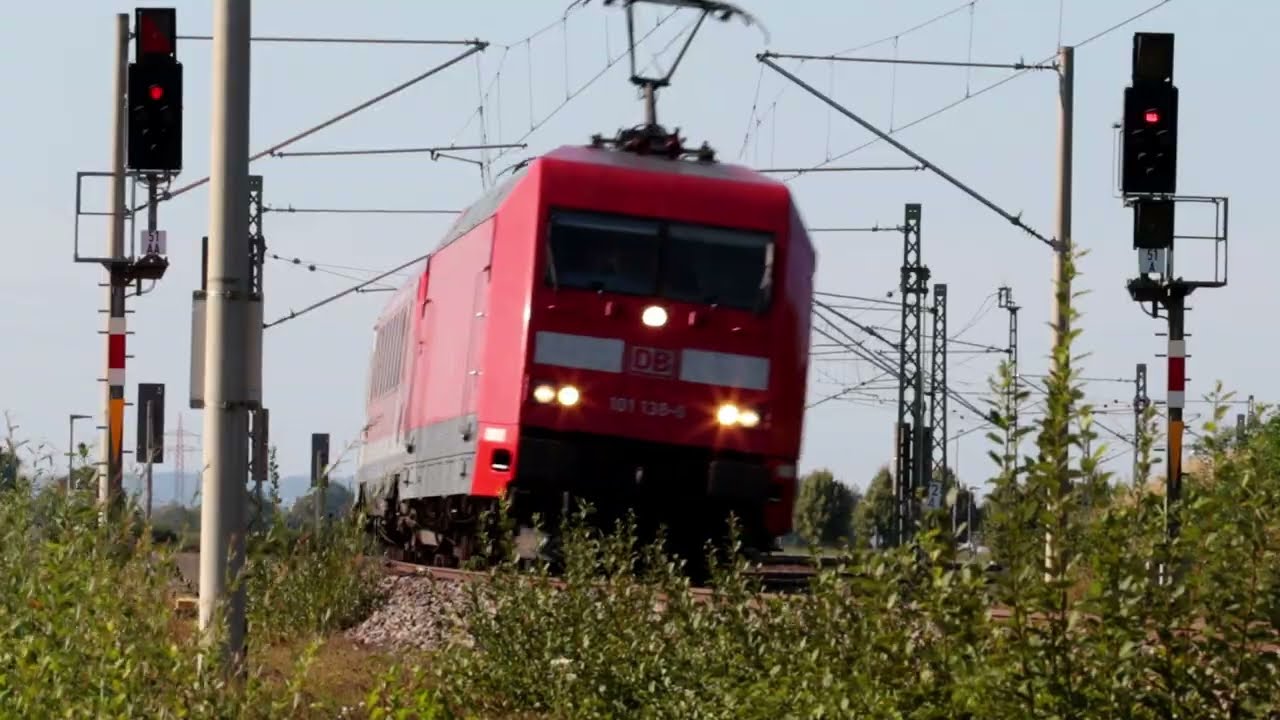 Verschiedene Züge in Baar Ebenhausen