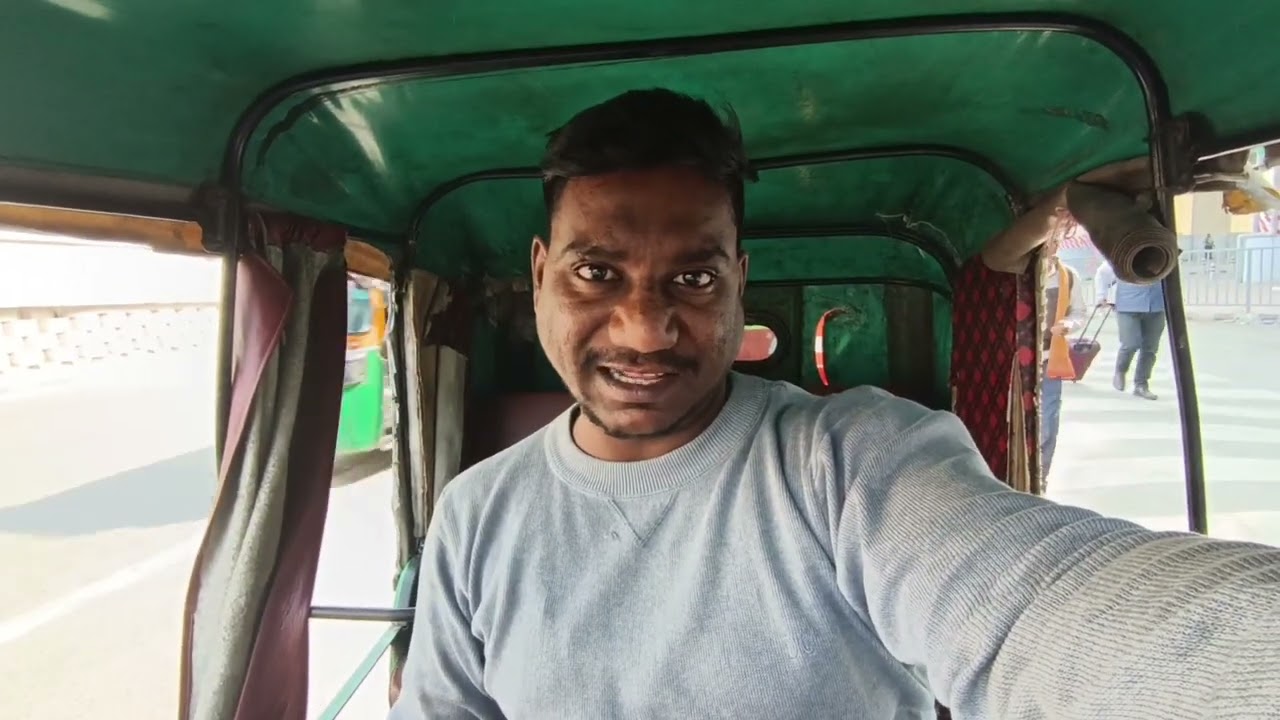 Delhi ka sabse bada metro station🤠🤠#vlog#
