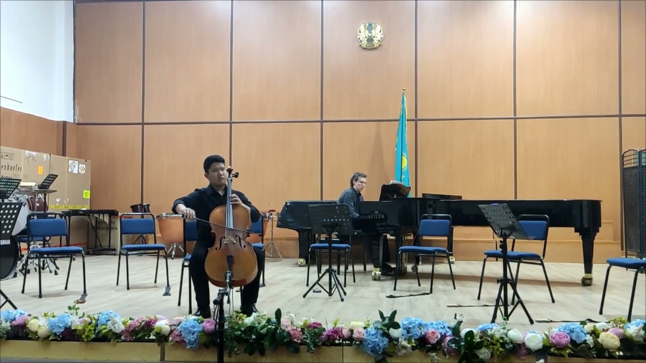 Давид Поппер 