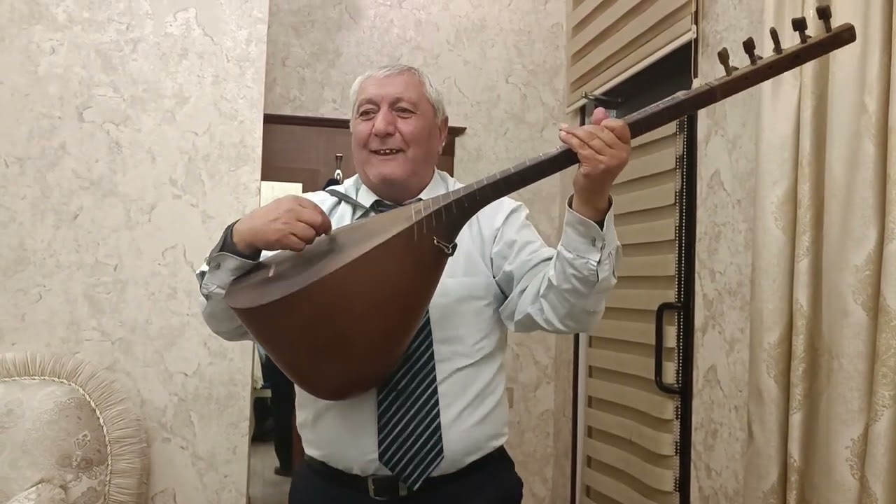Aşıq Qənbər -