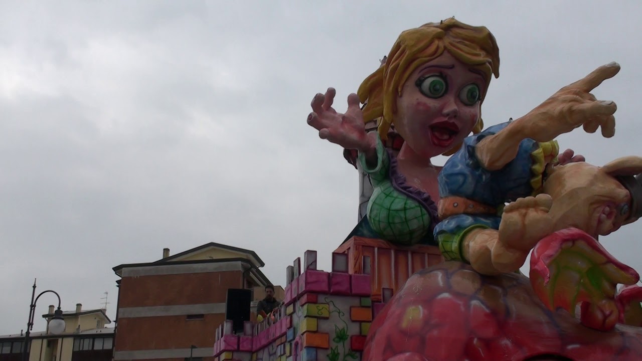 Azzano Decimo Pordenone Italia carnevale 2019 n 4