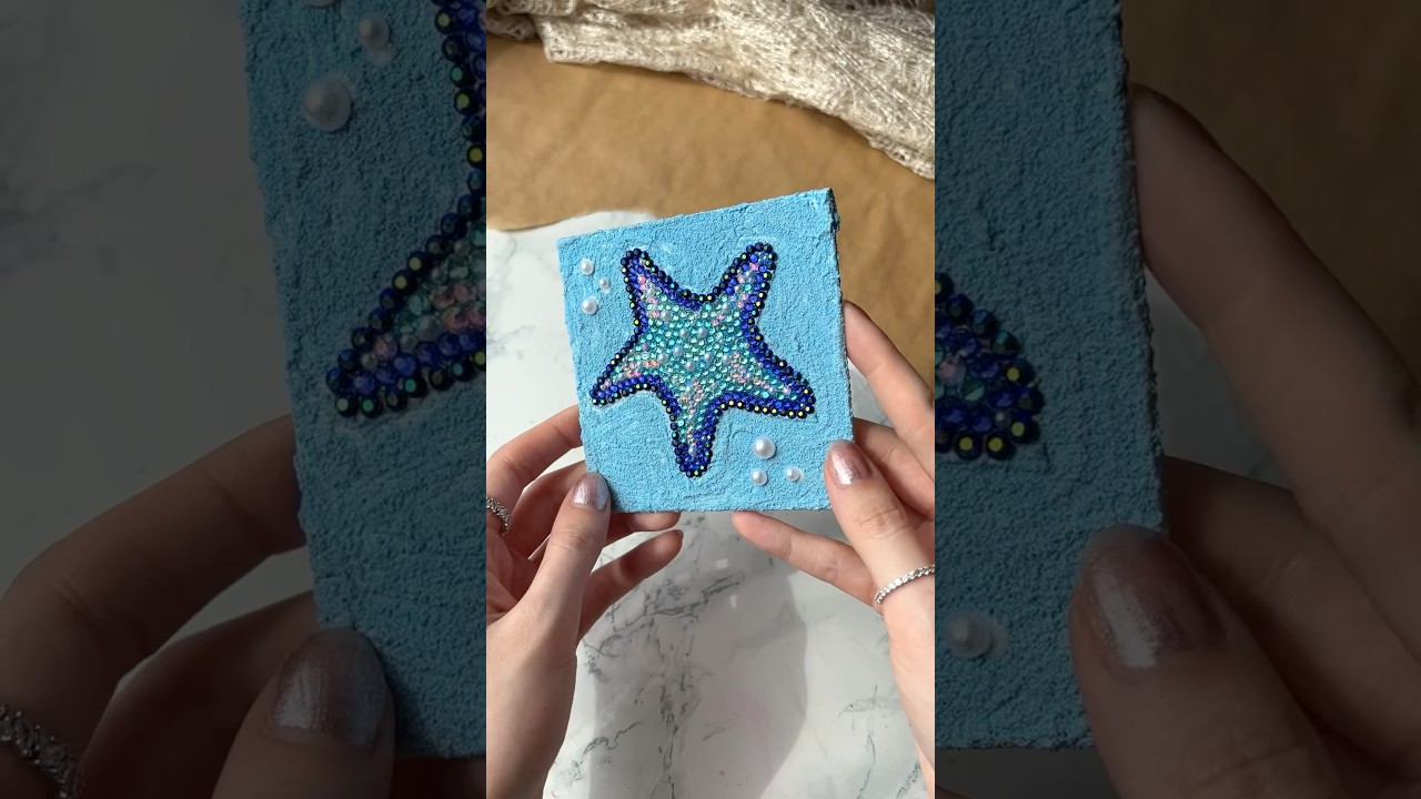 Rhinestones art🩵🤩 follow me for more creative ideas!! #diy #painting #art #rhinestones #texture