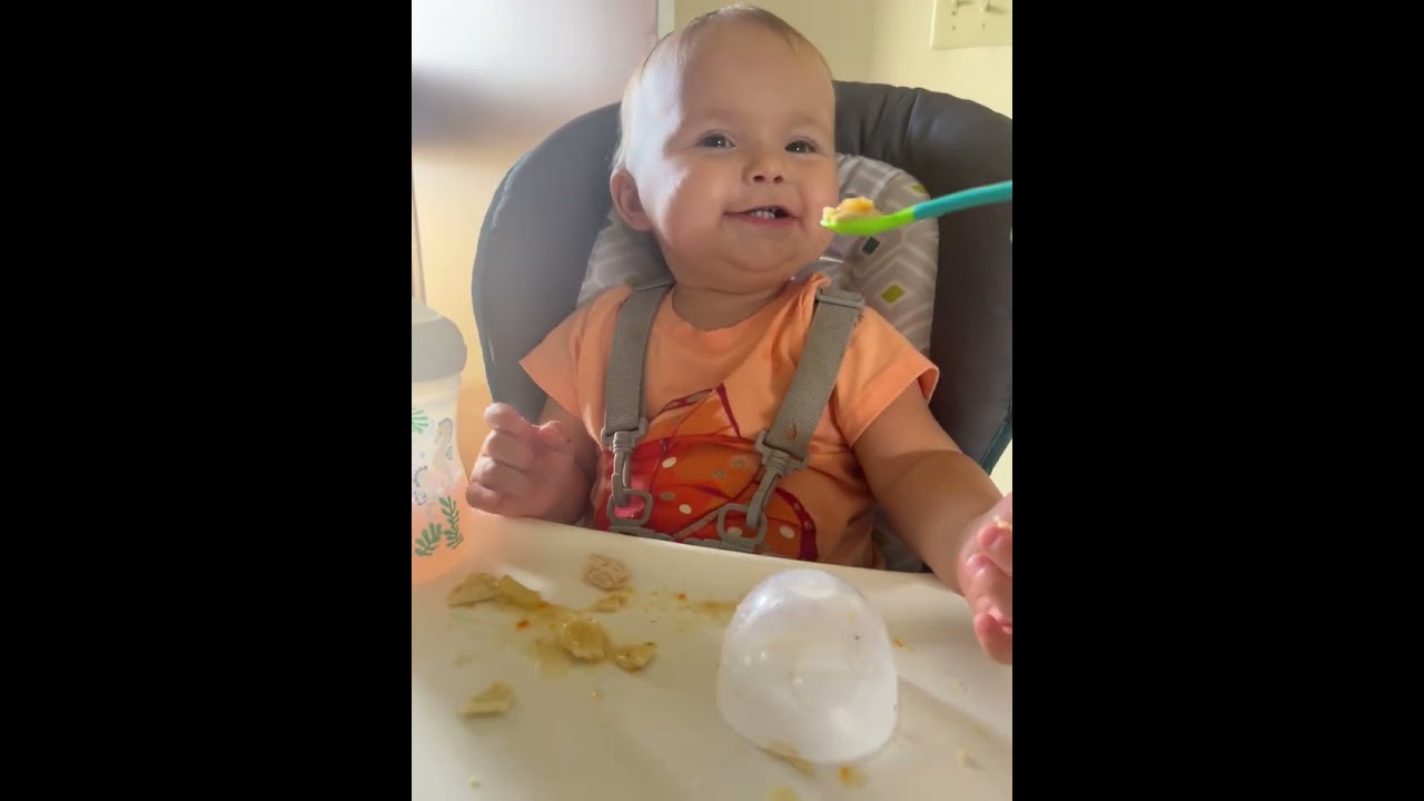 Come with Lyla to have some sopita