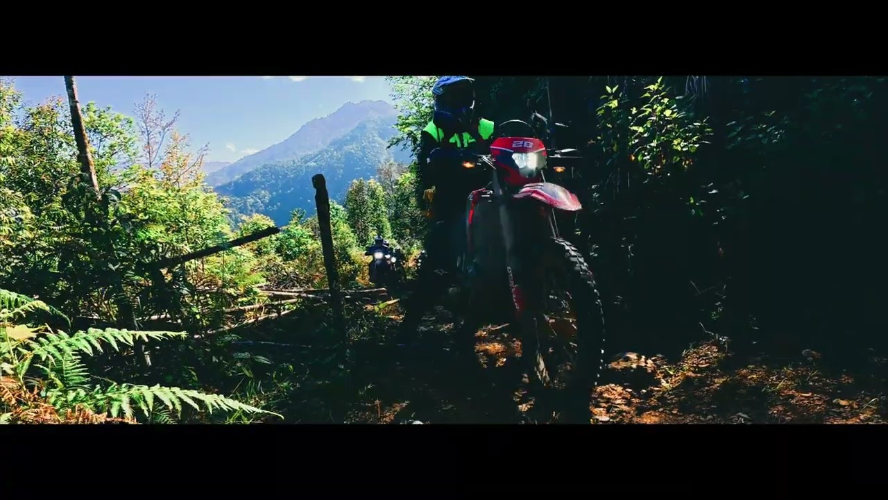 In moto enduro nel Vietnam del Nord Novembre - Dicembre 2025