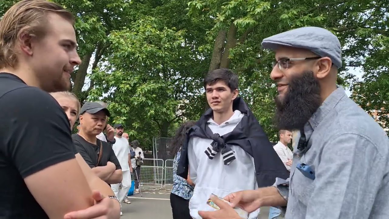 Is Islam True? Hamza Abu Isa And Visitor Speakers Corner Sam Dawah