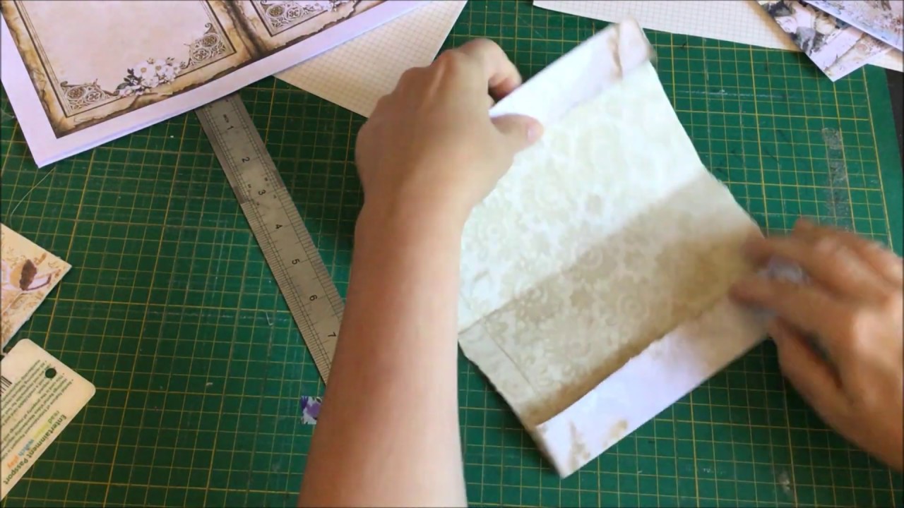 Making Shabbydabbydoodah folded flip out pockets