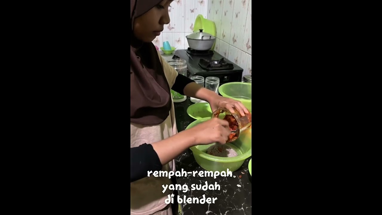 Tugas PKN Membuat Otak-Otak - Dari Kelompok Melayu