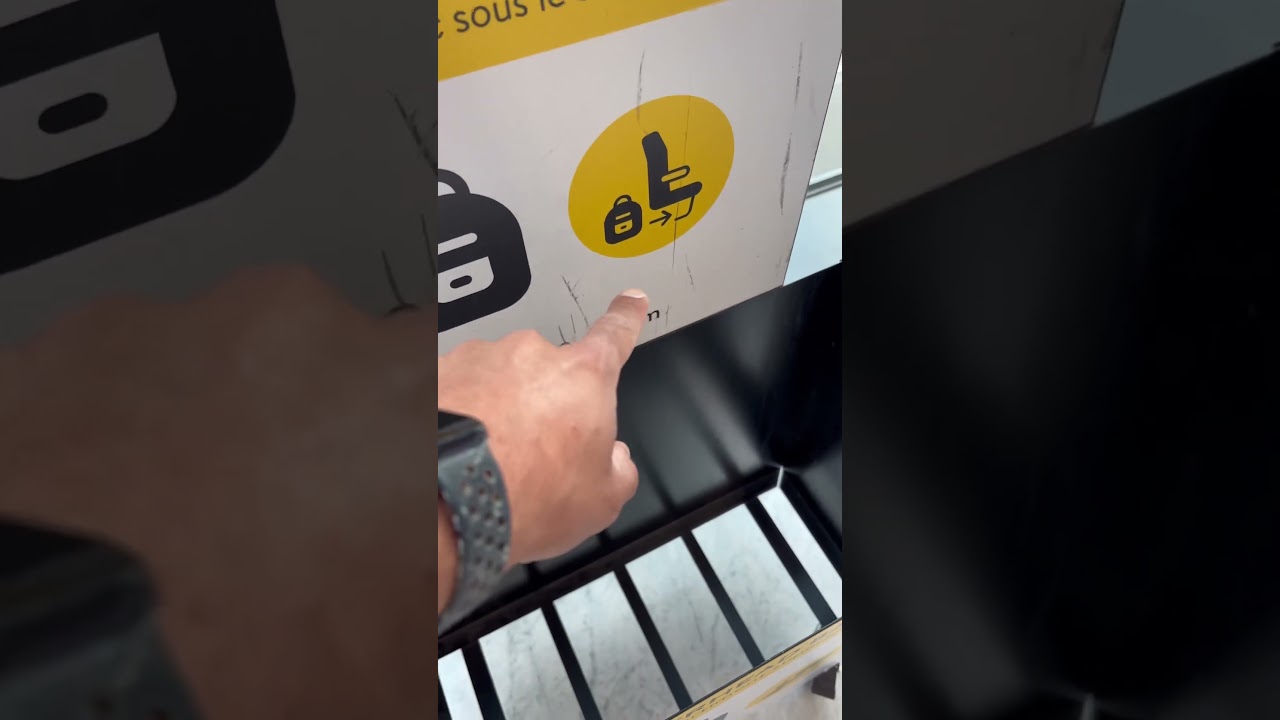 Vueling suitcase measurements #vueling #airport #aviation #airplane