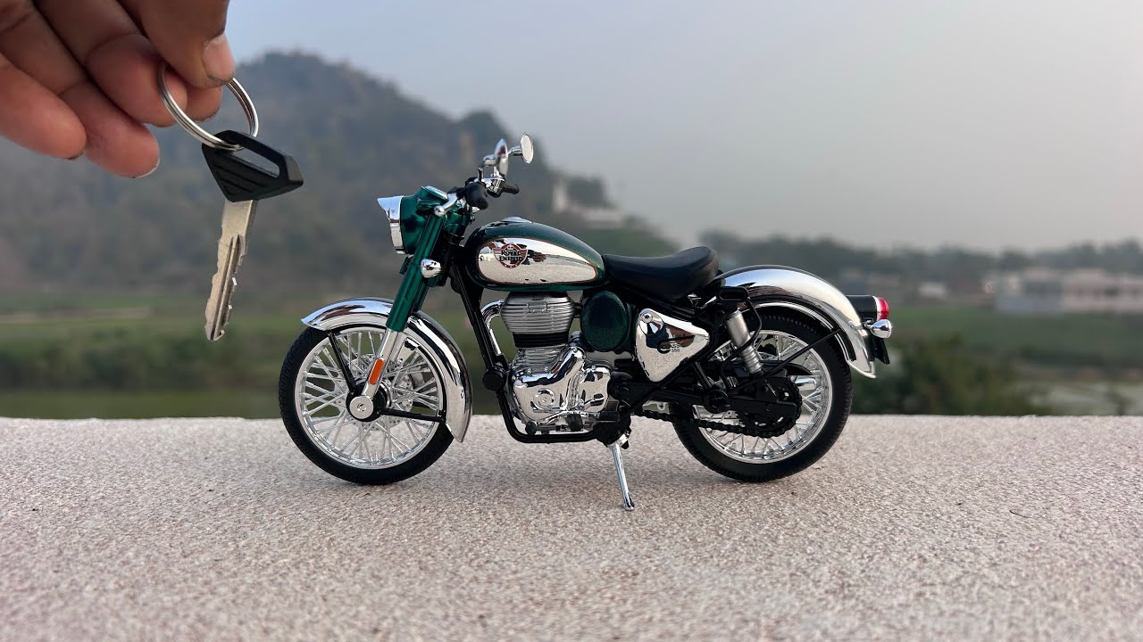 Распаковка модели Royal Enfield J1A Classic 350 в масштабе 1:12, цвет Redditch Grey | Миниатюра |...