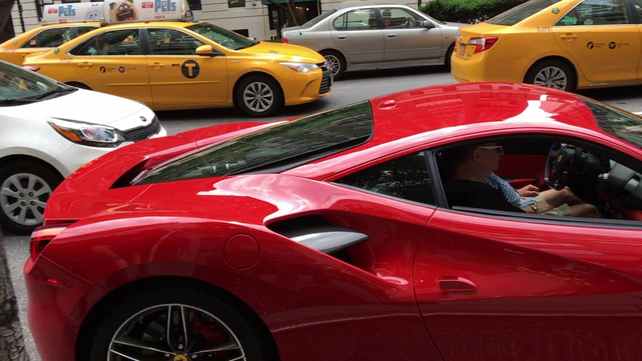 Ferrari New York Rally to the Hamptons
