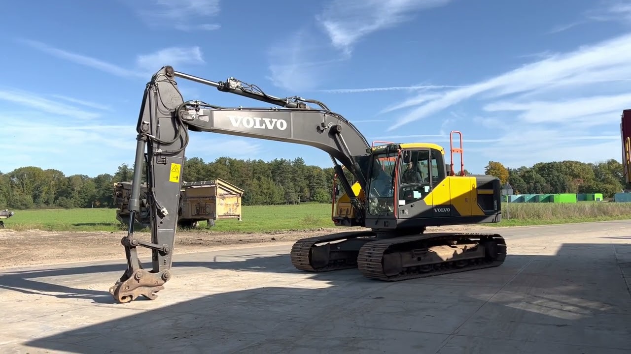 Volvo EC220EL Excavator - Year: 2018 (Refnr. BM4731)