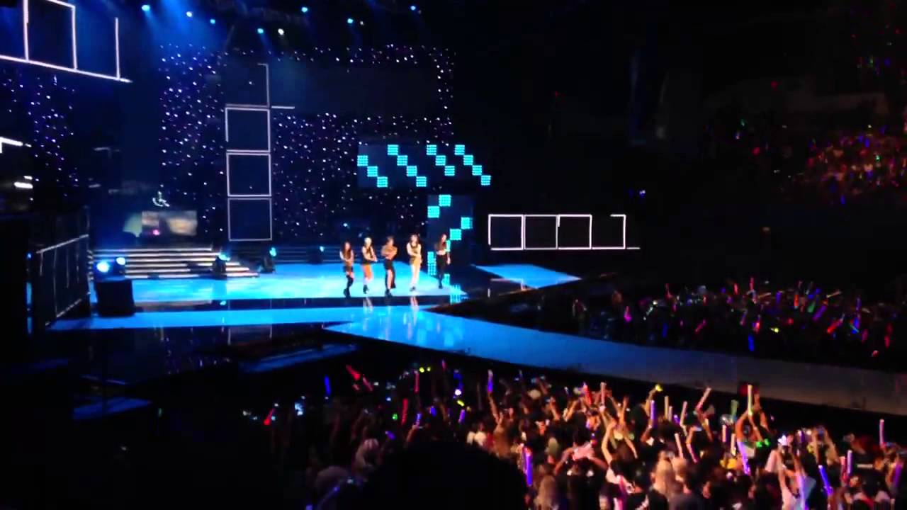 KCON 2013 f(x) - Electric Shock