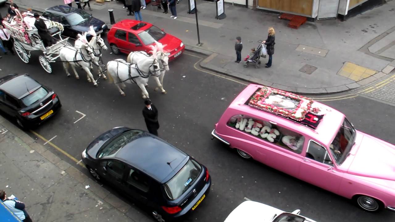 Massive Gypsy -Traveller Funeral