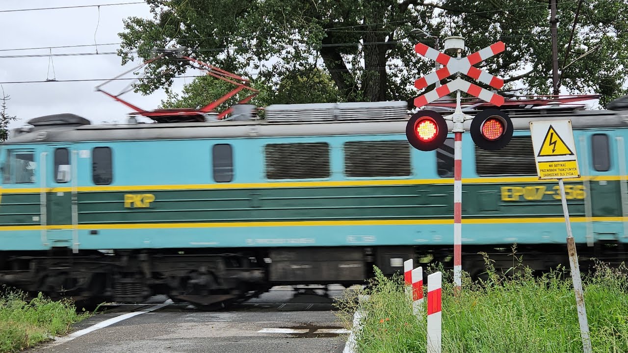Przejazd kolejowy (SSP)/Railroad crossing, Królewo Malborskie