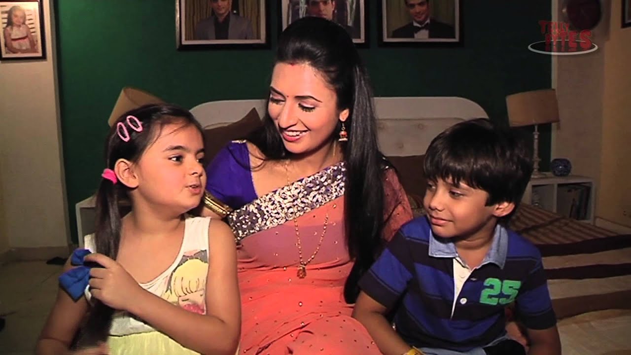 Divyanka and Ruhanika aka Ishita and Ruhi of Yeh Hai Mohabbatein shares their monsoon stories