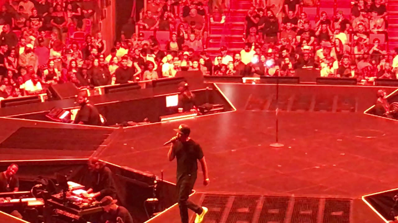Jay-Z - Smile (Live at the American Airlines Arena in Miami of the 444 Tour on 11/12/2017)