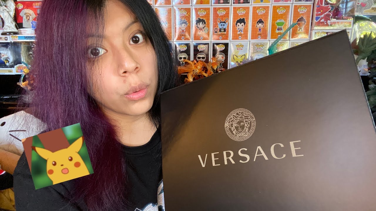 Versace: La Greca Signature Messenger Bag Unboxing
