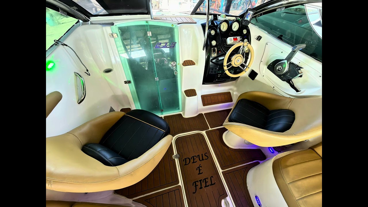 Lancha Focker 215 (Vistamar Náutica) - R$150.000,00