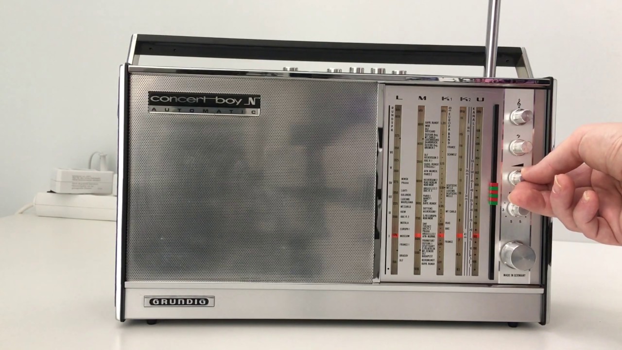 Grundig Concert-Boy N Automatic (Concert-Boy N 210) 1970-72 (+ playing different radio stations)
