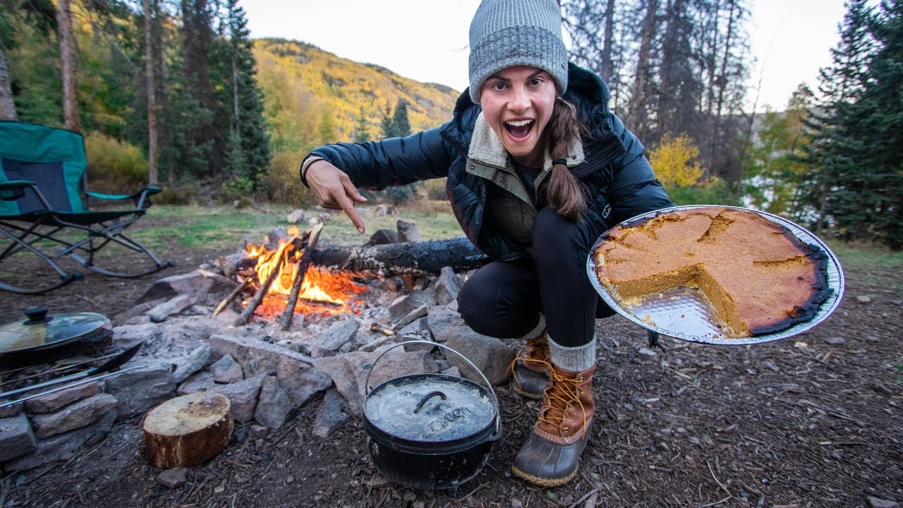 Baking Pumpkin Pie With Campfire (EASY 5 Ingredient Recipe)