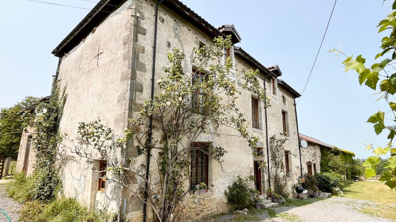 French Manor House & 35 acres: a calm paradise