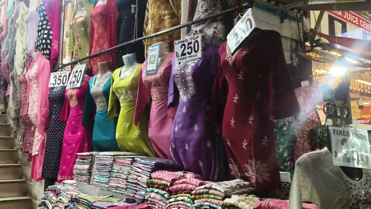 Commercial street Bangalore #bangalore #shopping #street #trending #vlog #new #video #explore 