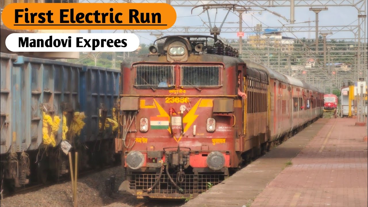 Mandovi Express First Run with Electric Locomotive arriving Ratnagiri Bhusaval WAG5 #23656 Foodqueen