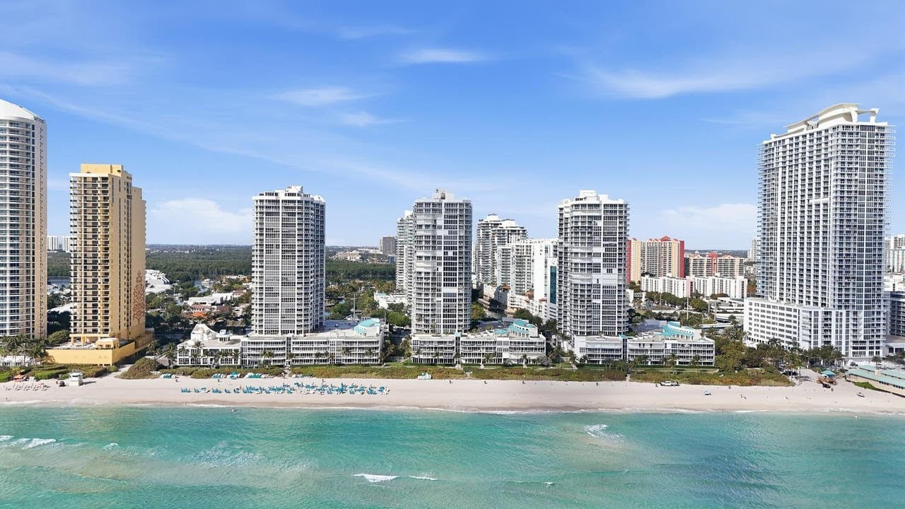 16485 Collins Ave apt 1034, Sunny Isles Beach, FL