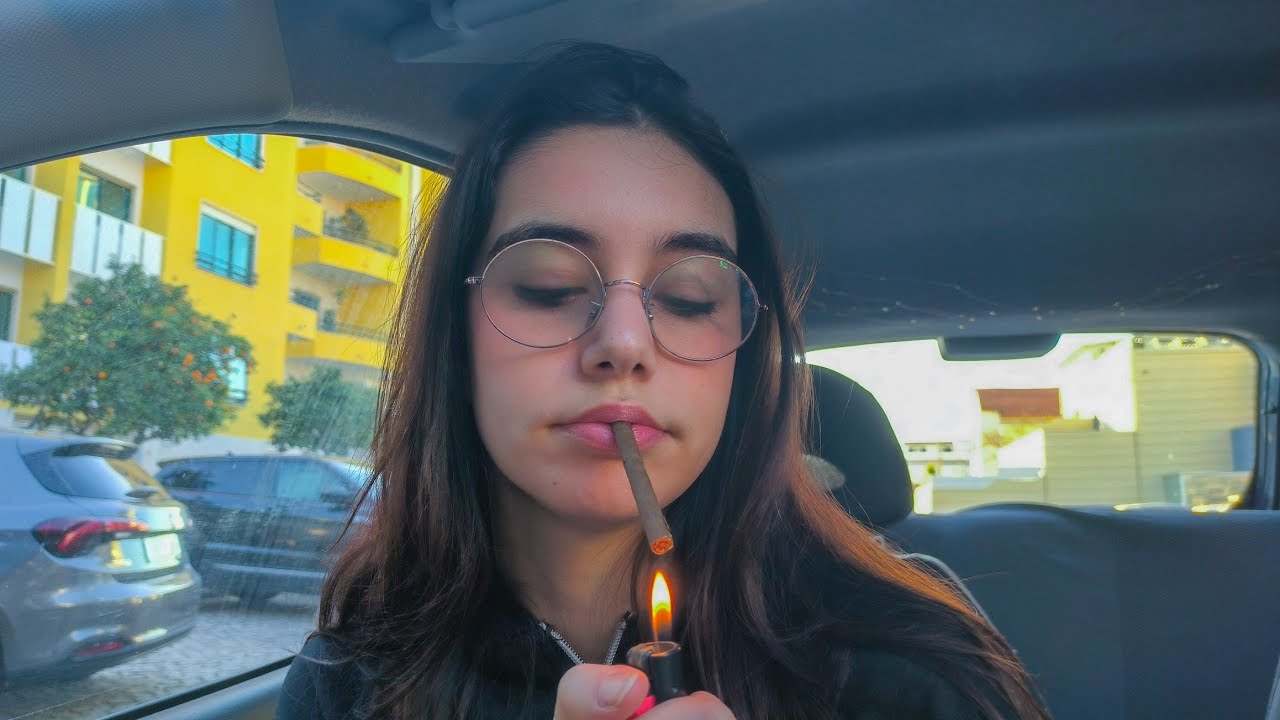 a comfy cigarillo hotbox at the end of the day :)