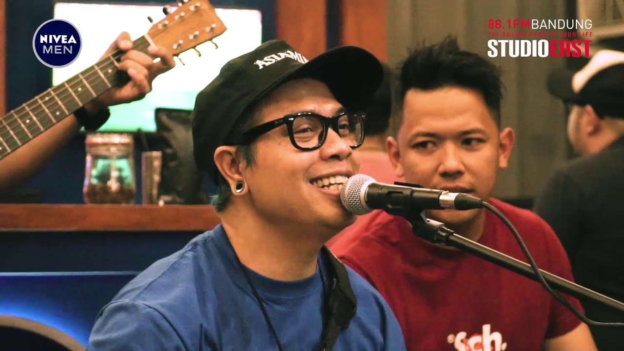 #STUDIOEASTXNIVEAMENDEEP  Upnormal Coffee Roasters Cihampelas