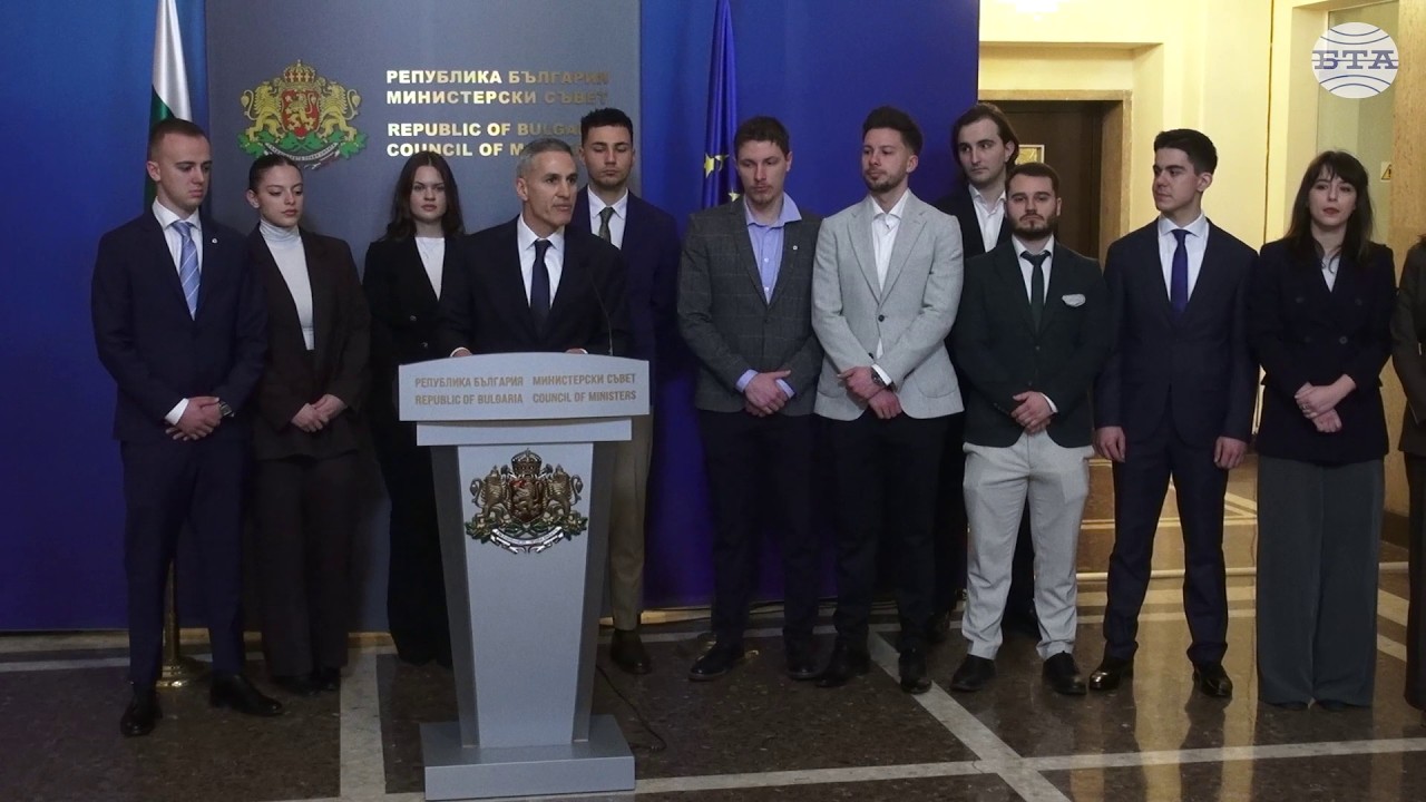 Служебният премиер Андрей Гюров се срещна с представители на студентите, участвали в протестите