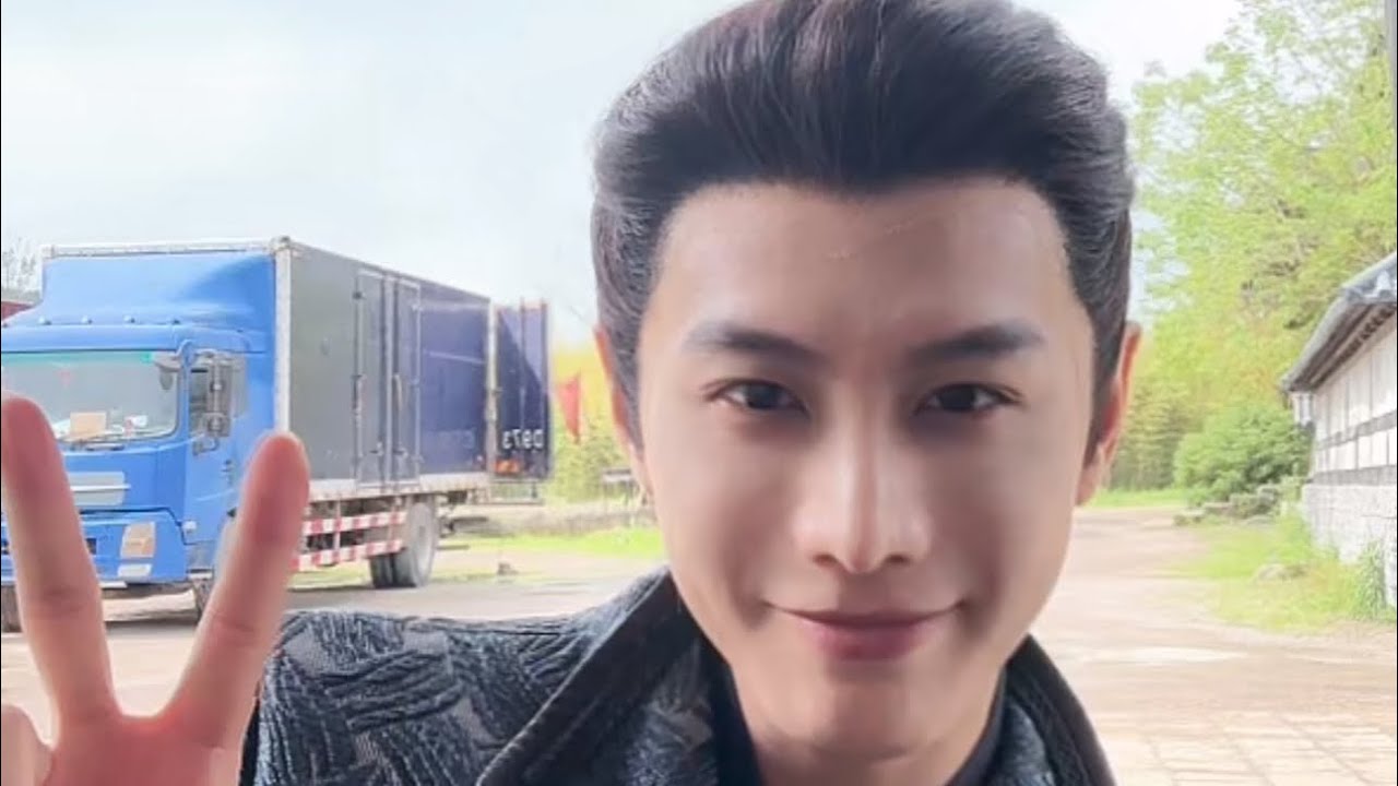 15/04/2024 直播录屏。连续两天营业的77，好爱哦❤️❤️❤️#何健麒 #直播录屏分享 #短剧