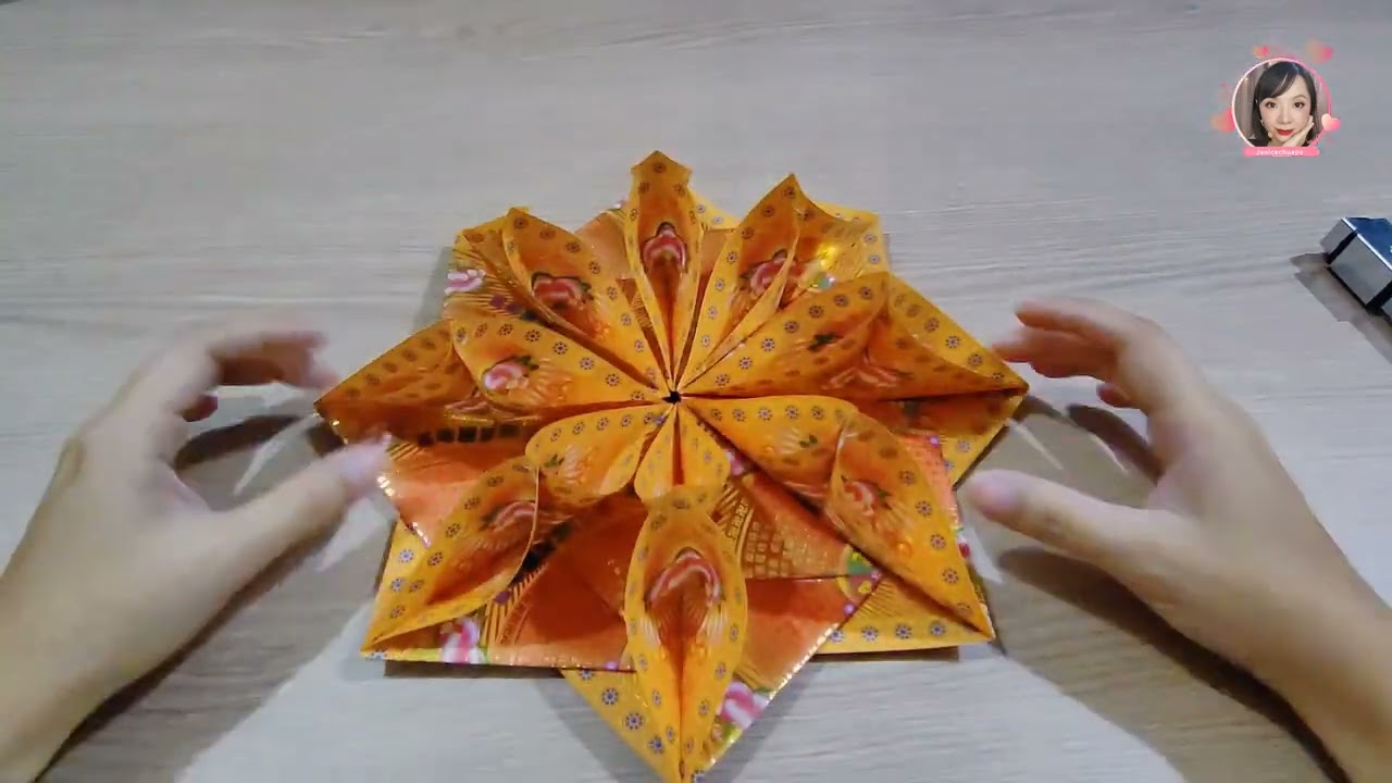 《水莲花》