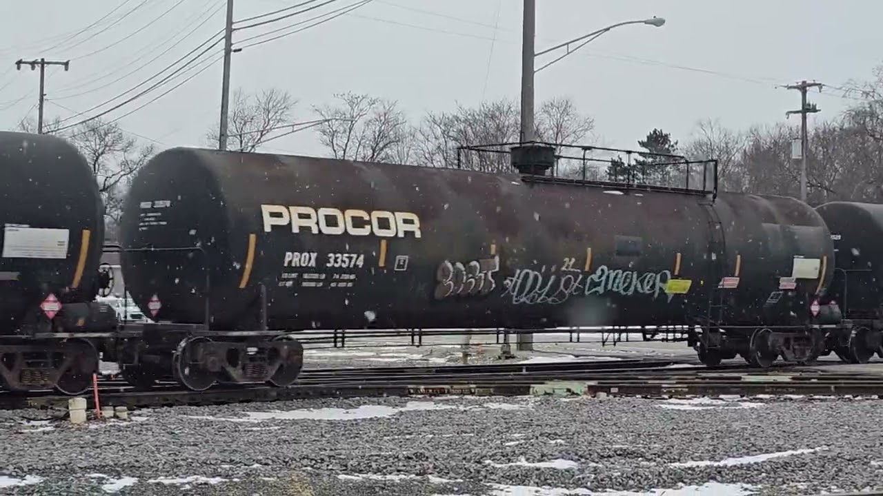 CN EB with IC death star leading headed for Kirk yard 011826 Griffith,in. Matteson sub