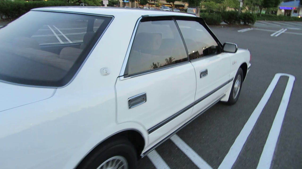 Toyota Crown 1989 Supercharger Hard Top.